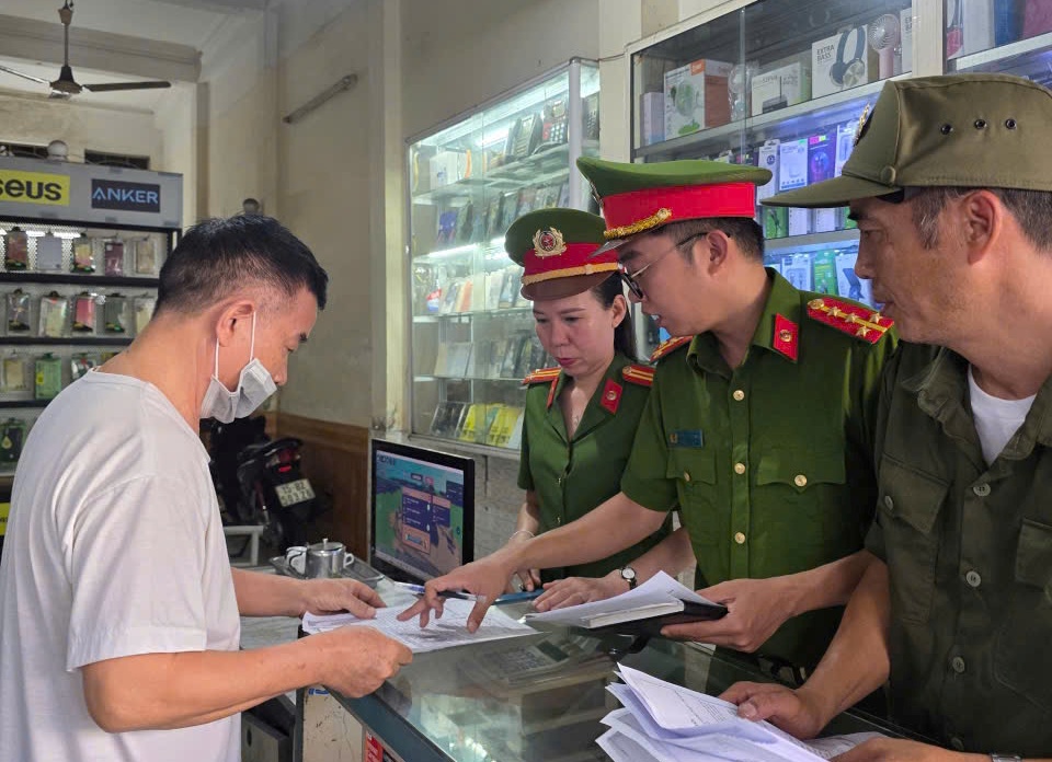 Công an Phường Gia Viên tích cực tuyên truyền phòng chống tội phạm lừa đảo, ma túy